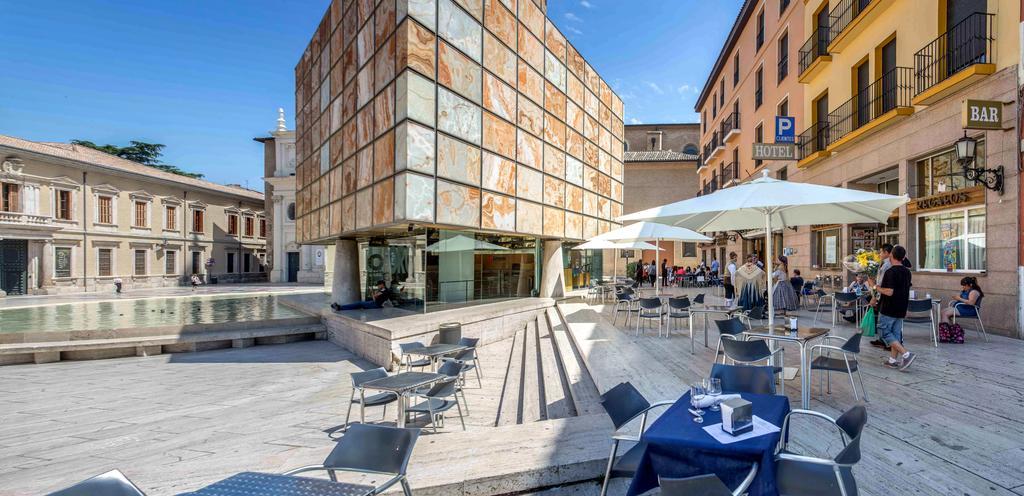 Hotel Tibur Zaragoza Exterior photo